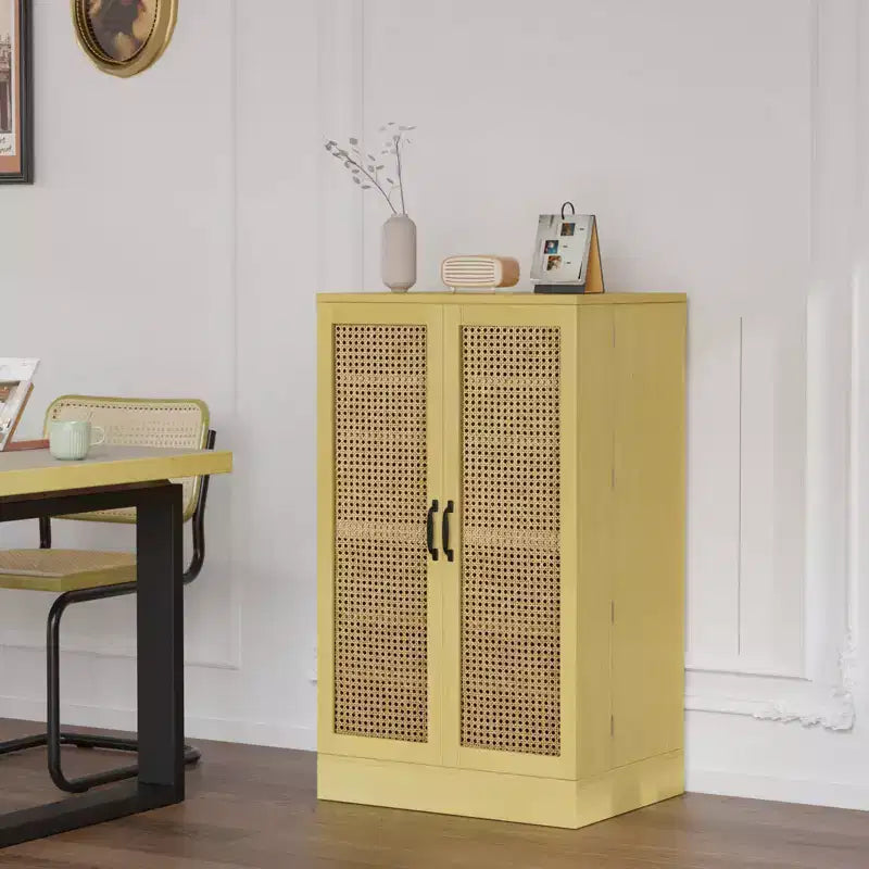 Mobile dispensa, mobiletto da cucina in rattan con 2 ante e ripiani regolabili, armadio autoportante per alimenti da 103 cm di altezza per sala da pranzo