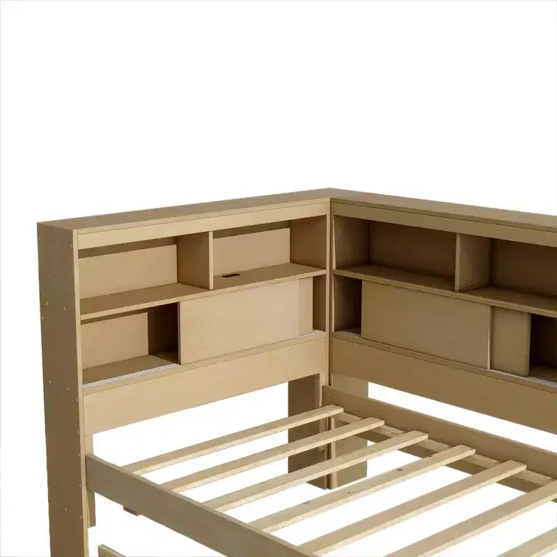 Divano letto singolo in legno con mensole portaoggetti e letto estraibile